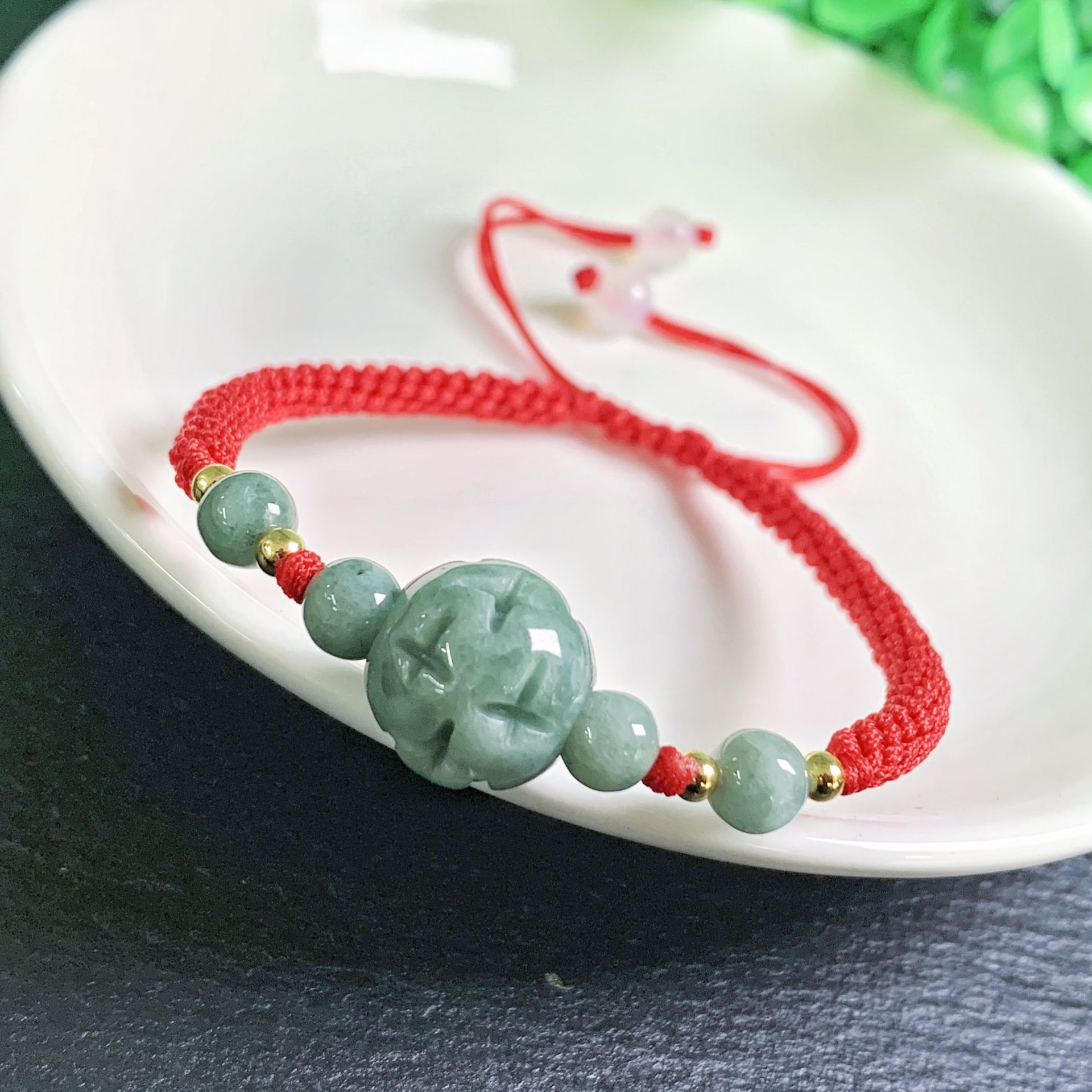 Una pulsera de cuentas tallada - Beading reseña y precio